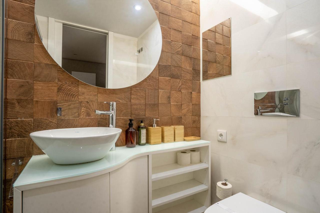 Joao IV Jewel Retreat By Lovelystay Porto Luaran gambar